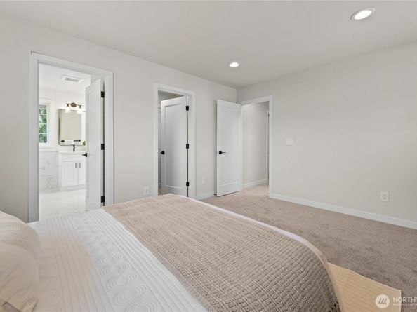1955 S 370th Court, Federal Way WA 98003