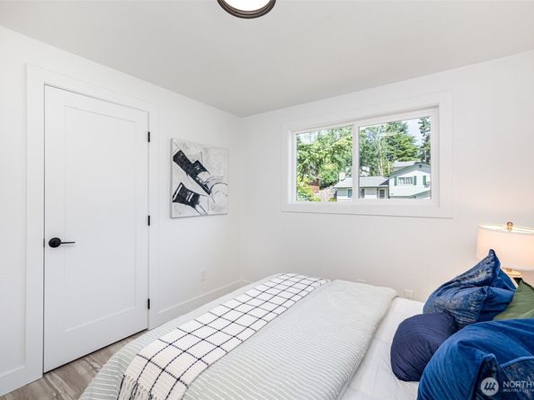 13533 131st Avenue NE, Kirkland WA 98034