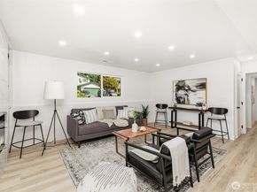 13533 131st Avenue NE, Kirkland WA 98034