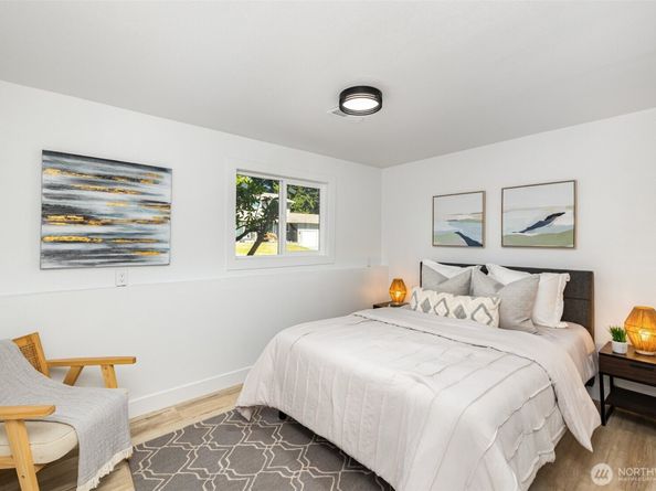13533 131st Avenue NE, Kirkland WA 98034