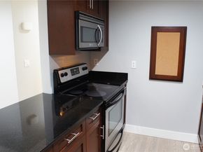 21305 48th Ave W B110, Mountlake Terrace WA 98043