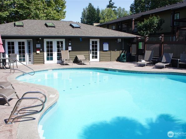 21305 48th Ave W B110, Mountlake Terrace WA 98043