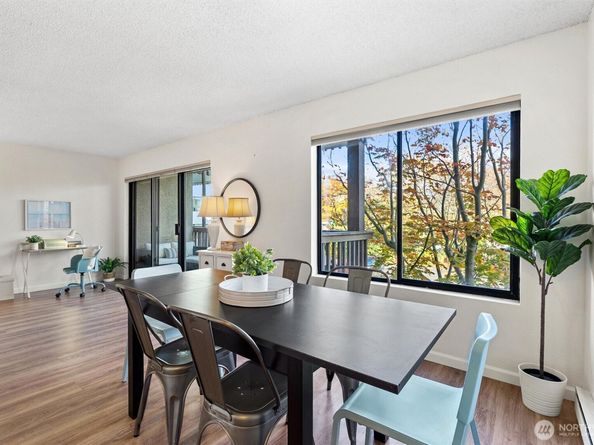 2550 Thorndyke Avenue W 103, Seattle WA 98199