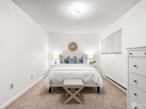 2550 Thorndyke Avenue W 103, Seattle WA 98199
