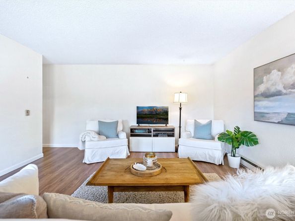 2550 Thorndyke Avenue W 103, Seattle WA 98199