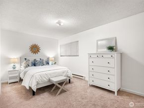 2550 Thorndyke Avenue W 103, Seattle WA 98199