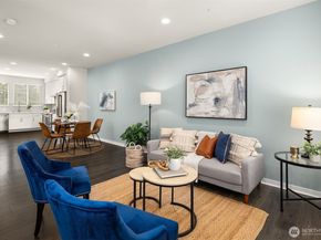 1202 NE 180th Street B, Shoreline WA 98155