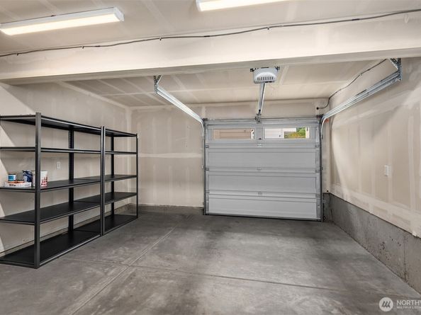 1202 NE 180th Street B, Shoreline WA 98155