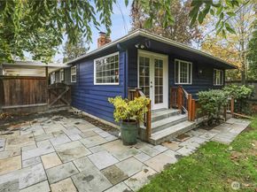 5122 46th Avenue NE, Seattle WA 98105