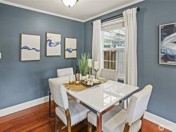 5122 46th Avenue NE, Seattle WA 98105