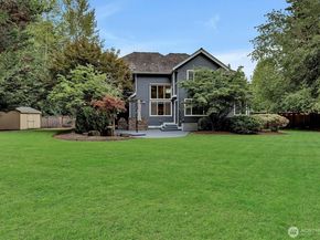 23815 NE 61st Street, Redmond WA 98053
