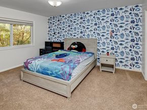 23815 NE 61st Street, Redmond WA 98053