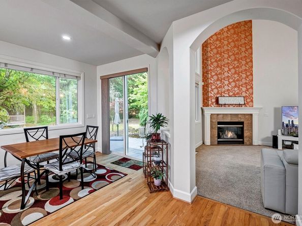 23815 NE 61st Street, Redmond WA 98053