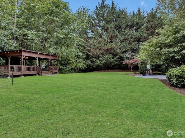 23815 NE 61st Street, Redmond WA 98053