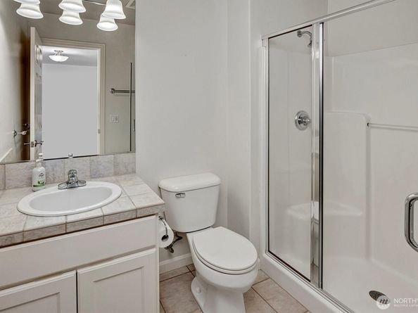 23815 NE 61st Street, Redmond WA 98053