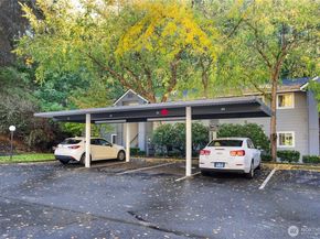 12630 100th Lane NE G131, Kirkland WA 98034
