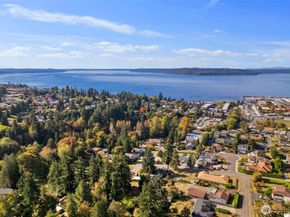 1212 S 230th Street, Des Moines WA 98198