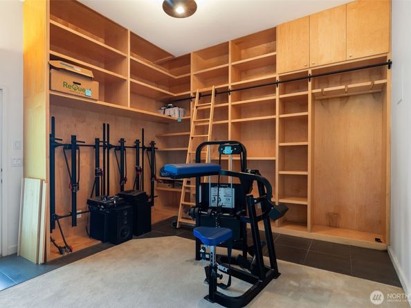 4660 NE 89th Street, Seattle WA 98115