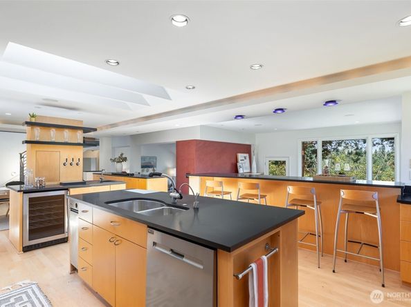 4660 NE 89th Street, Seattle WA 98115