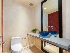 4660 NE 89th Street, Seattle WA 98115