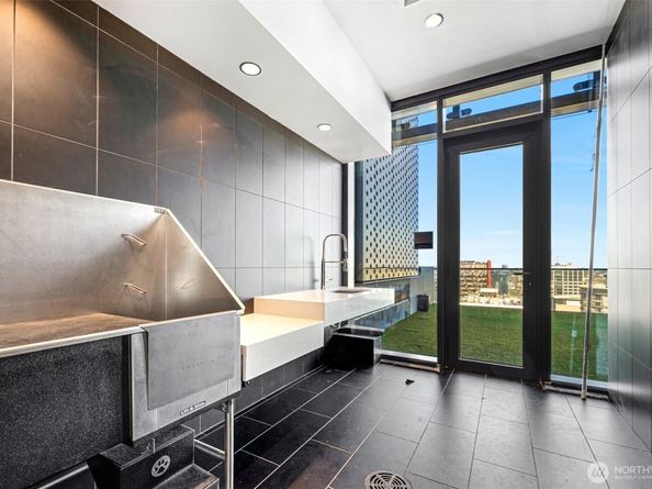 300 Virginia Street 1501, Seattle WA 98101