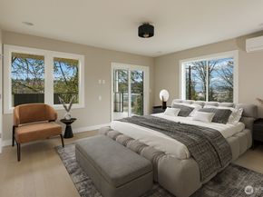 4009 21st Avenue SW, Seattle WA 98106