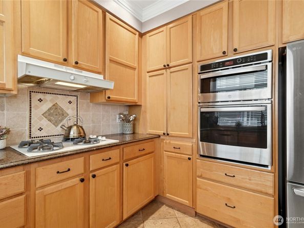 8630 113th Lane NE, Kirkland WA 98033