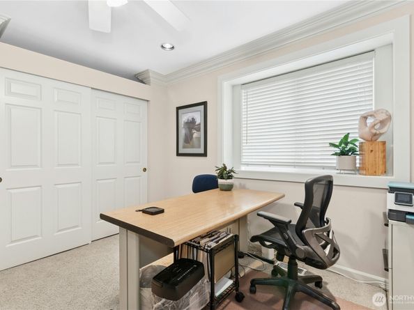 8630 113th Lane NE, Kirkland WA 98033