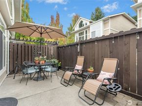 8630 113th Lane NE, Kirkland WA 98033