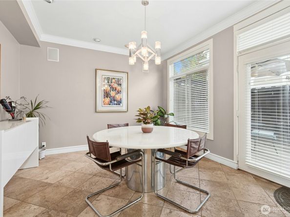 8630 113th Lane NE, Kirkland WA 98033