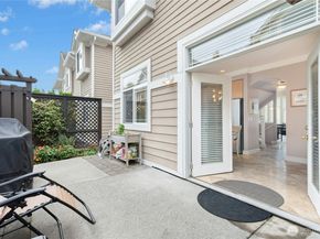 8630 113th Lane NE, Kirkland WA 98033