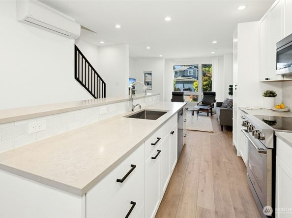 18512 Wallingford Avenue N, Shoreline WA 98133