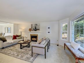 19904 Maplewood Drive, Edmonds WA 98026