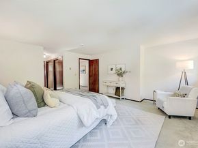 19904 Maplewood Drive, Edmonds WA 98026
