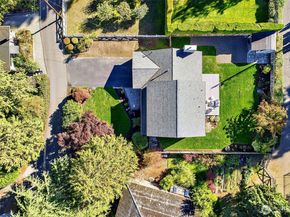 19904 Maplewood Drive, Edmonds WA 98026