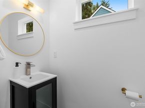 9253 6th Avenue NW, Seattle WA 98117