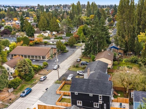 9253 6th Avenue NW, Seattle WA 98117