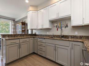 9803 NE Riverbend Drive A103, Bothell WA 98011