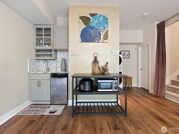 9803 NE Riverbend Drive A103, Bothell WA 98011