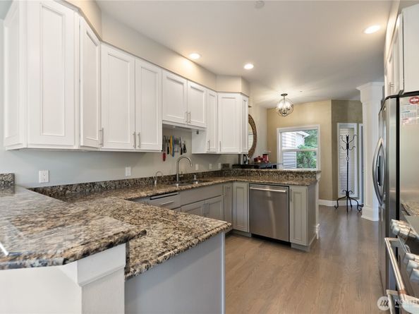9803 NE Riverbend Drive A103, Bothell WA 98011