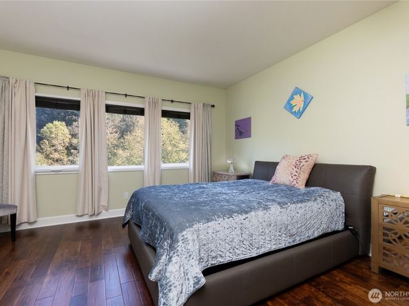 9803 NE Riverbend Drive A103, Bothell WA 98011