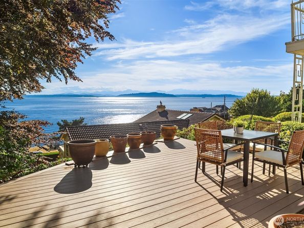 4400 Beach Drive SW, Seattle WA 98116