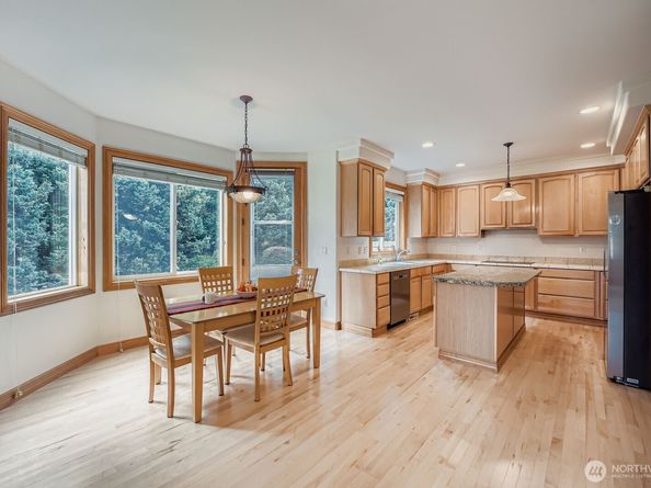 2214 12th Court NW, Auburn WA 98001