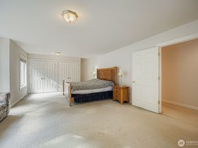 2214 12th Court NW, Auburn WA 98001