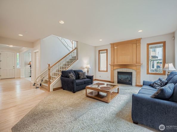 2214 12th Court NW, Auburn WA 98001