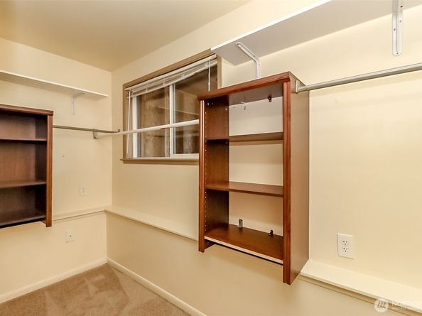 11302 E Ibberson Drive, Everett WA 98208