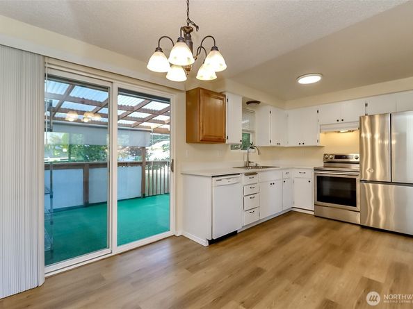 11302 E Ibberson Drive, Everett WA 98208