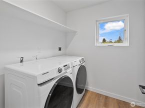 5984 26th Avenue SW C, Seattle WA 98106