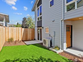 5984 26th Avenue SW C, Seattle WA 98106