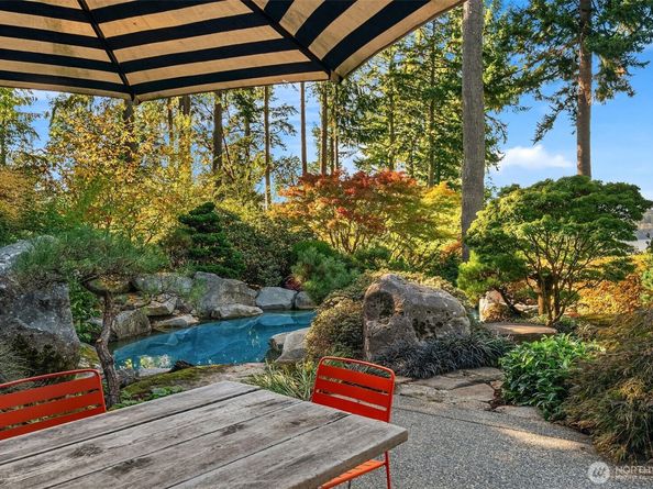 12423 SW 151st St, Vashon WA 98070